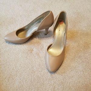 Size 7 Bandolino shes